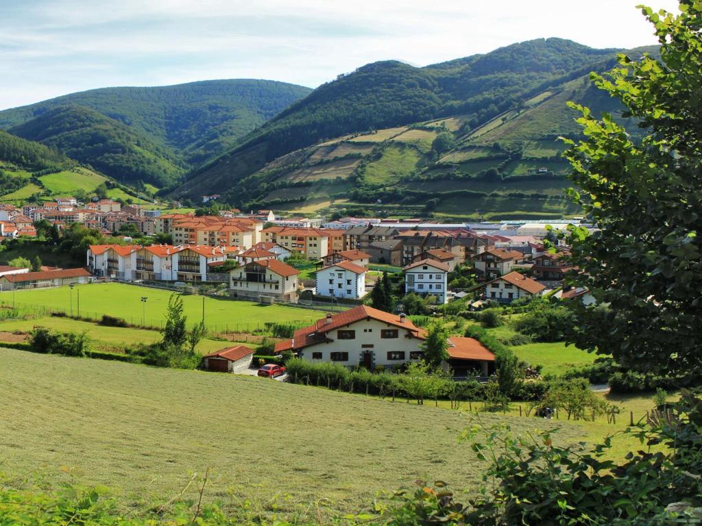 Hostal Jai Alai Leitza  Luaran gambar